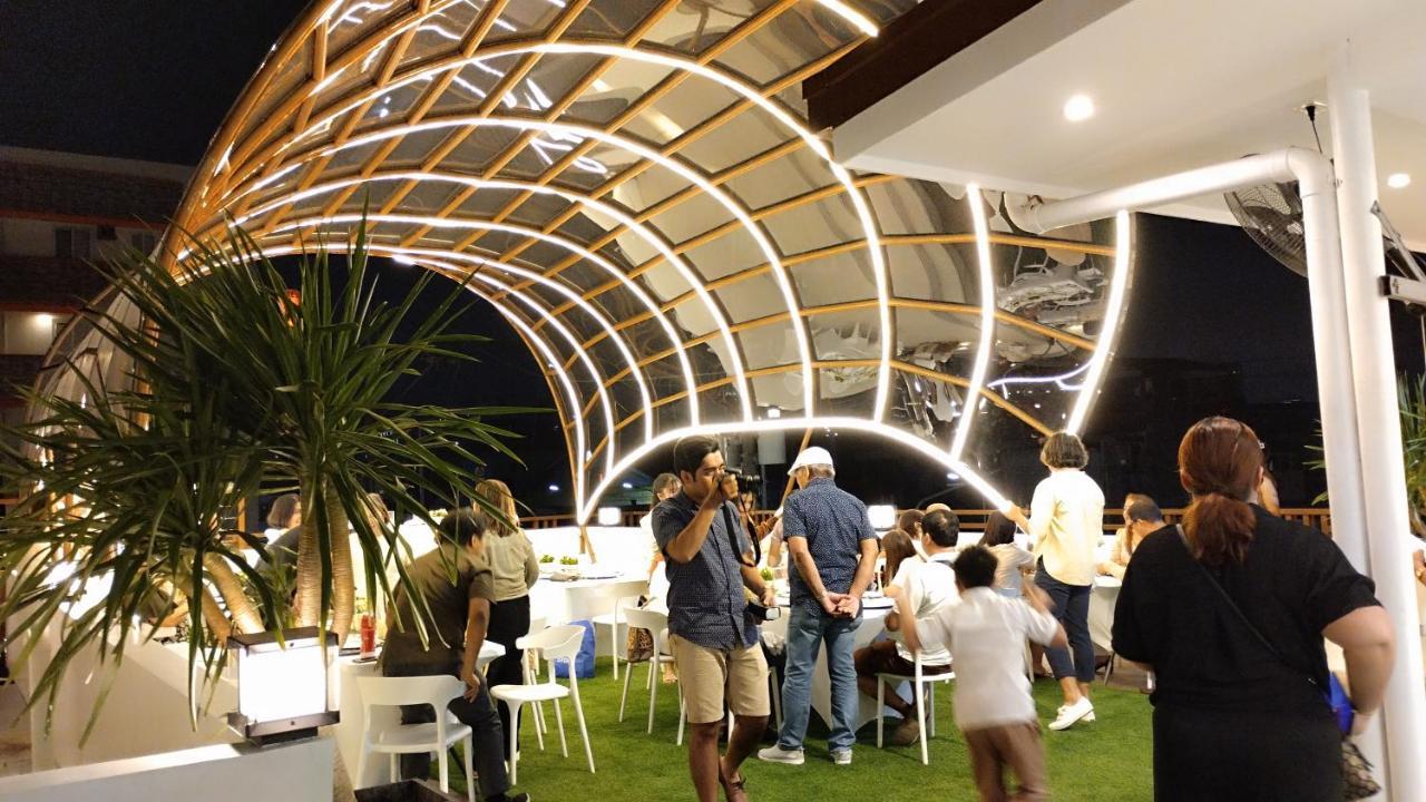 Aurora Suites Pasay Bagian luar foto