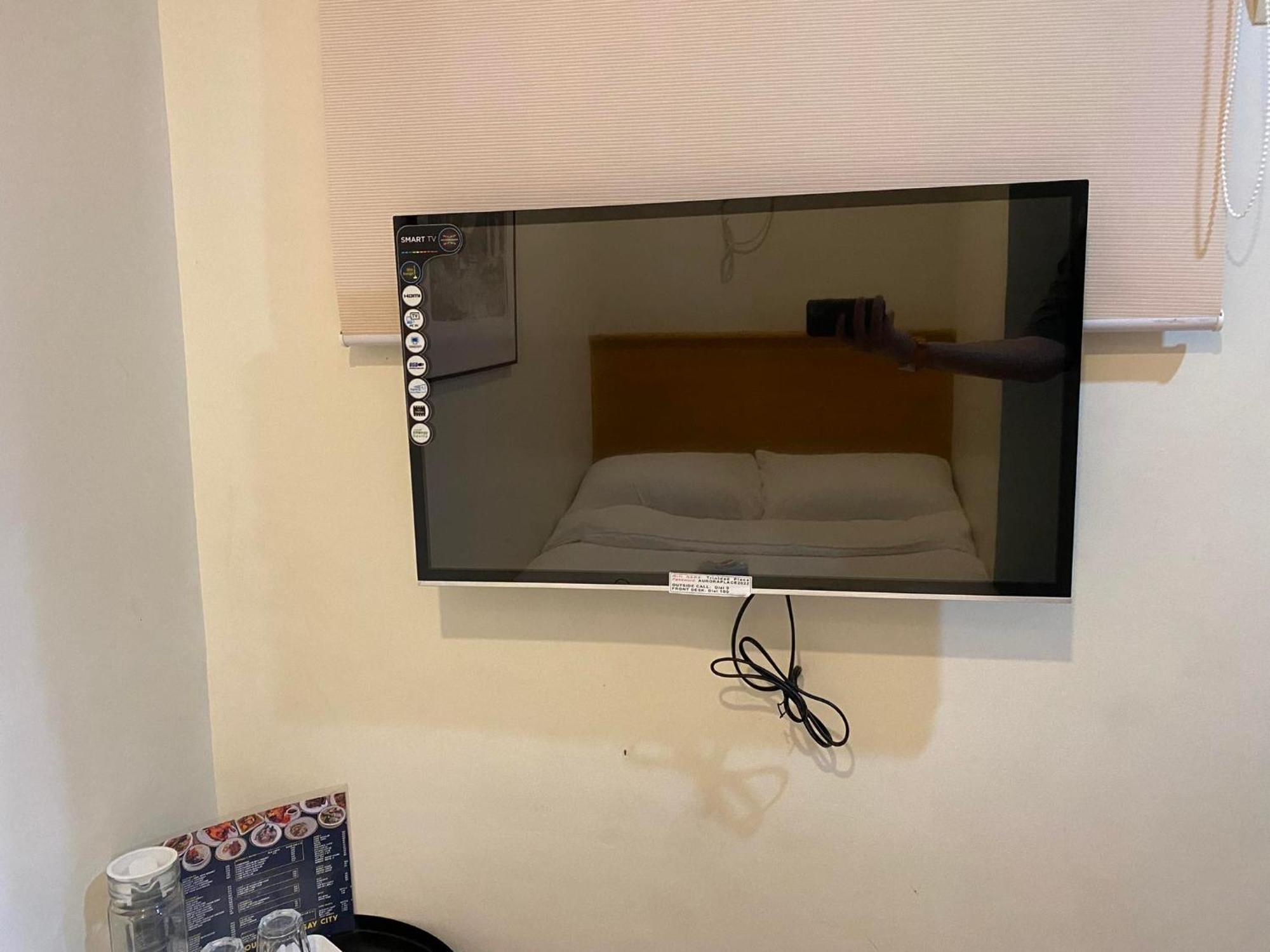 Aurora Suites Pasay Bagian luar foto